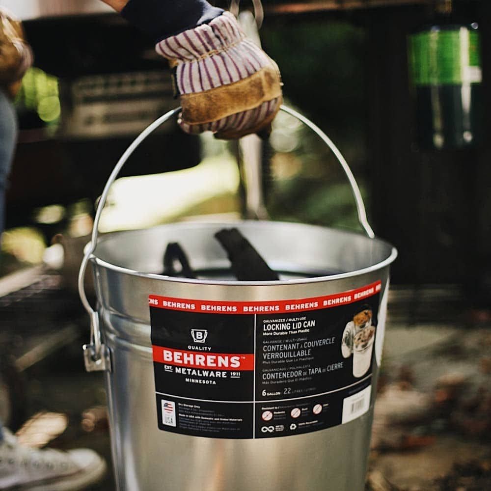 Galvanized Steel Multi-Use/Garbage Can with Locking Lid, 22-L (6 US gal) N9O9 - product image 5