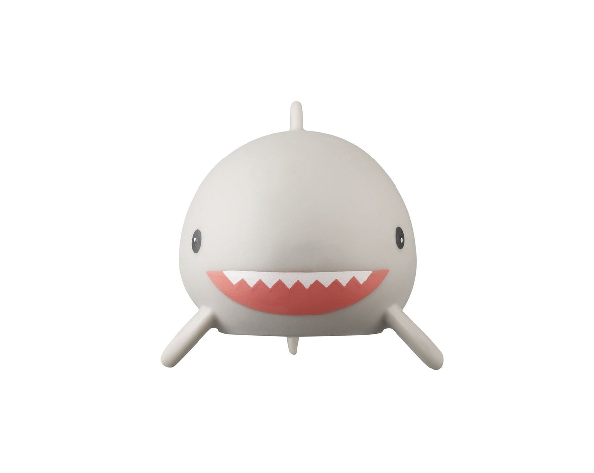 Electric LED Shark Colour-Changing Bath Light R8U7 - product image 2