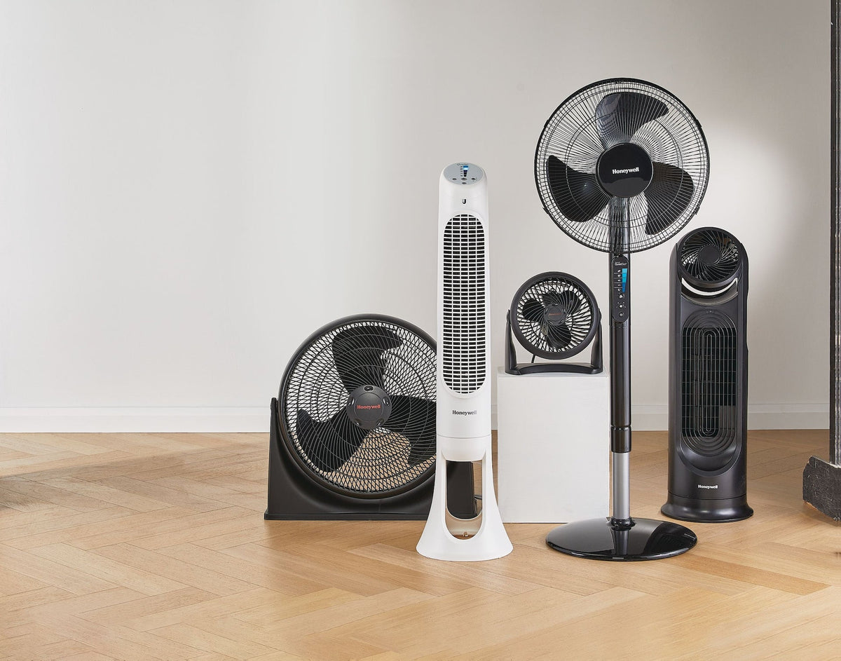 TurboForce Tilt-Head Portable Air Circulator Table/Desk Fan, 3-Speed, Black, 7-in K2H9 - product image 4