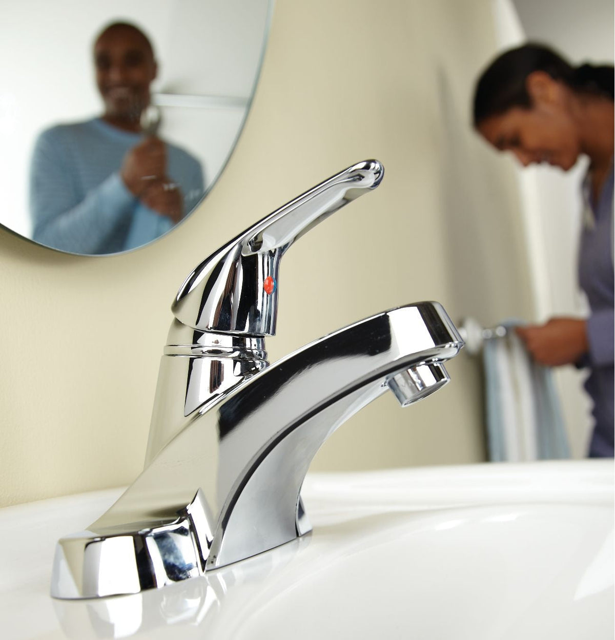 Renovate Single Handle Bathroom Sink Faucet, 4-in Centerset, Chrome R4A9 - product image 7